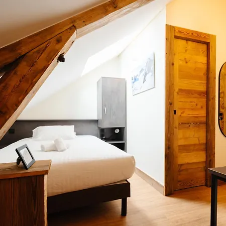 Hostellerie Du Petit Saint Bernard Bourg-Saint-Maurice Exterior photo