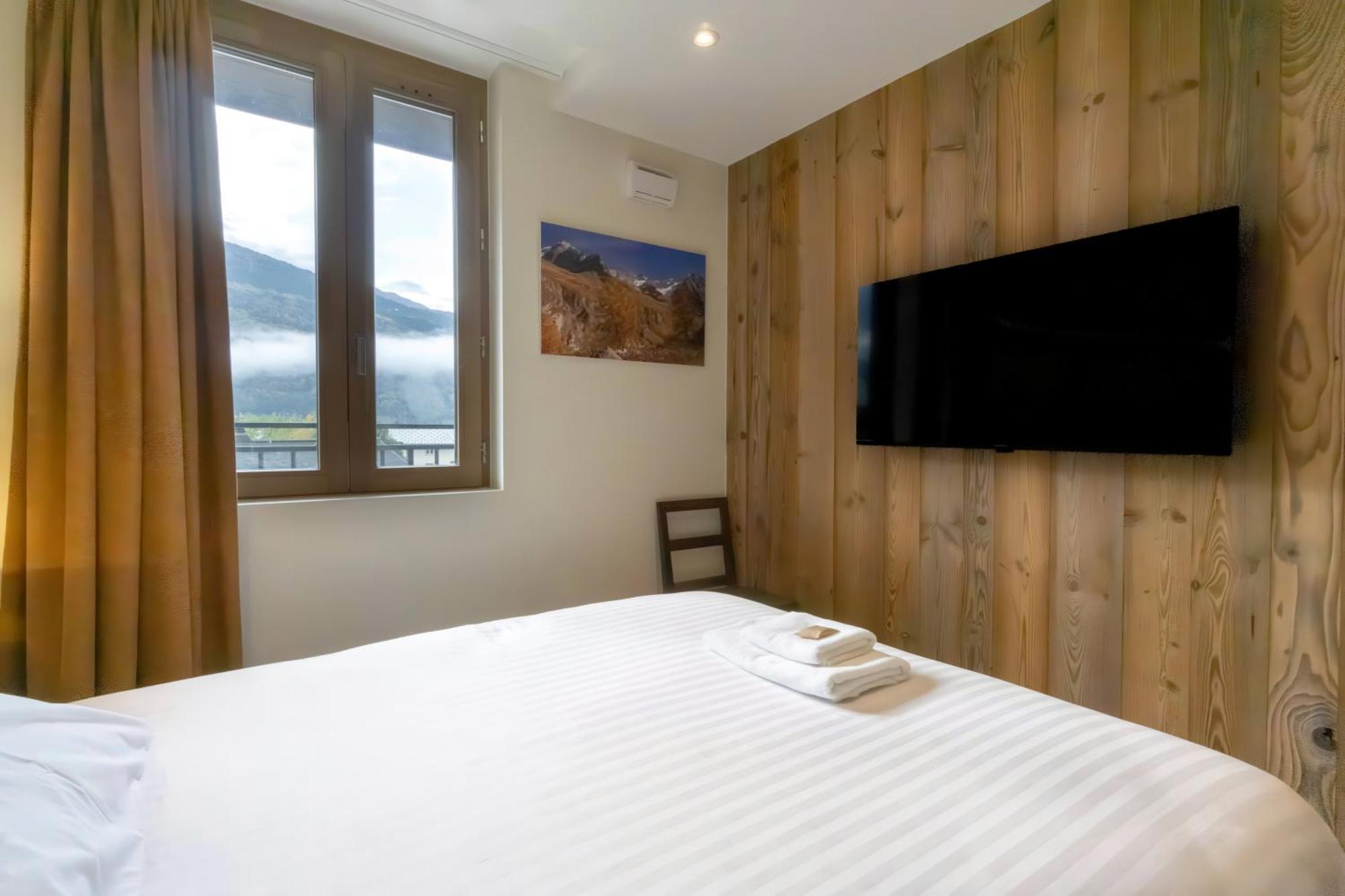 Hotel Du Petit Saint Bernard