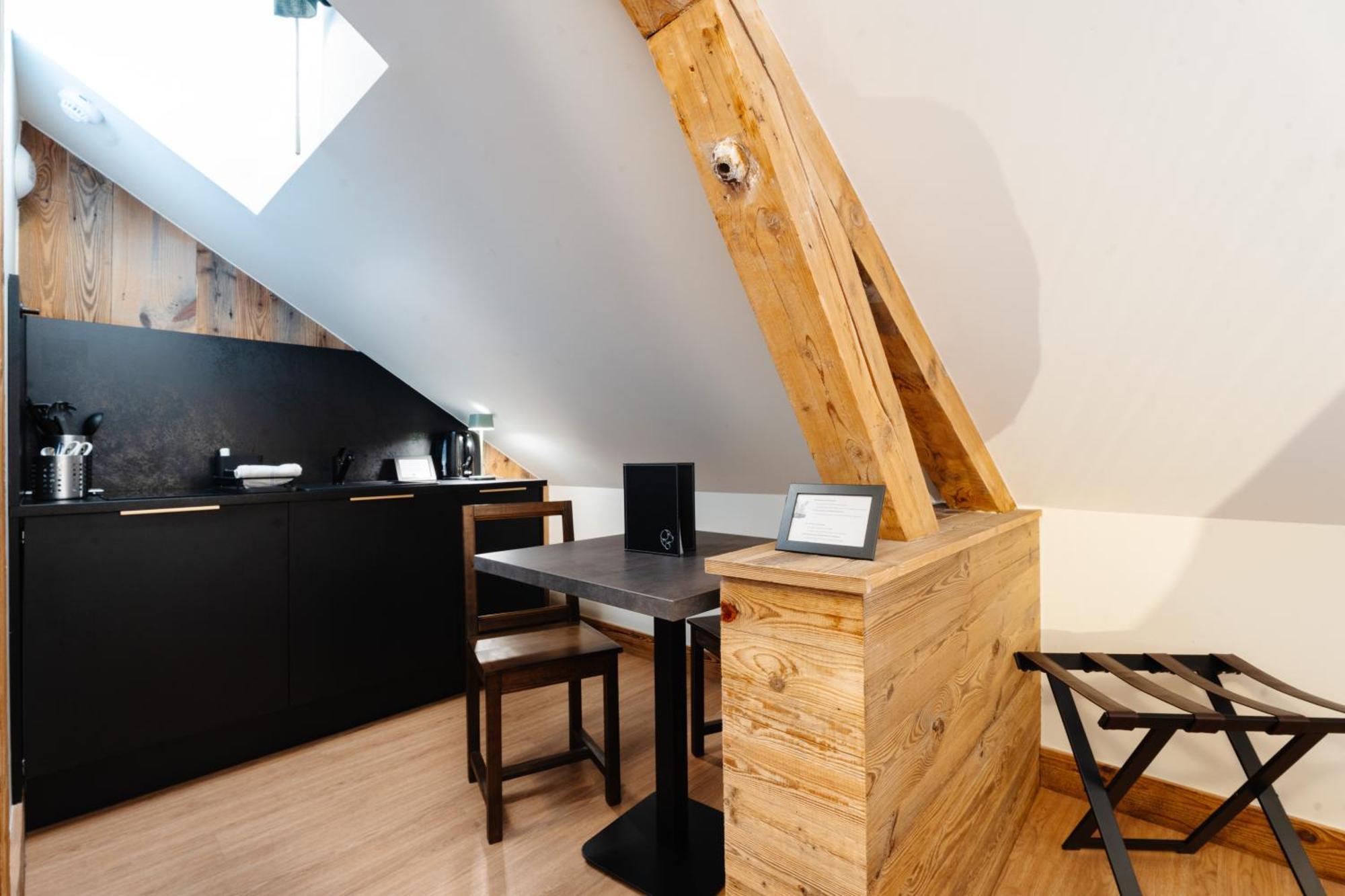 Du Petit Saint Bernard Hotel *